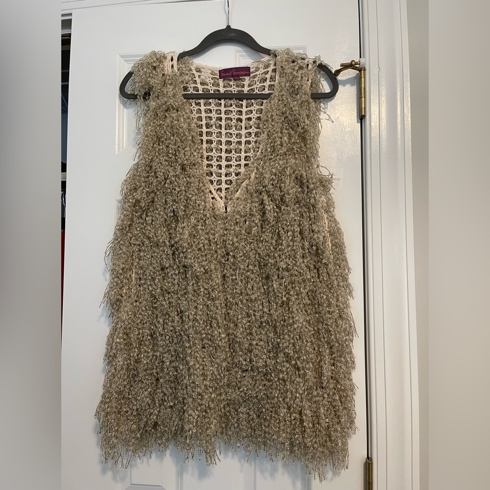 Sweet Sinammon Vest. Size M